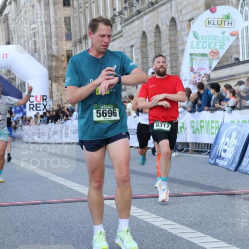 07.09.2025 - BARMER Alsterlauf Strokosch-Dieckow http://msf.ph/oto/8720775 07.09.2025 09:48:41 Ziel 2954, 3206, 3290, 3563, 3711, 3767, 3901, 4304, 5380, 5606, 5628, 5696, 8276, 8317 meine-sportfotos.de