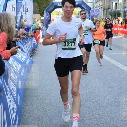 07.09.2025 - BARMER Alsterlauf Strokosch-Dieckow http://msf.ph/oto/8720802 07.09.2025 09:59:15 Ziel 2180, 2265, 2348, 2731, 2732, 2842, 3116, 3155, 3264, 3283, 3309, 3369, 3437, 3438, 3569, 3570, 3763, 4104, 4176, 4197, 4334, 4463, 4590, 4682, 4726, 4840, 4871, 4984, 5038, 5048, 5238, 5437, 5452, 5515, 5705, 5707, 5802, 6118, 6226, 6227, 6236, 6291, 8369, 8398 meine-sportfotos.de