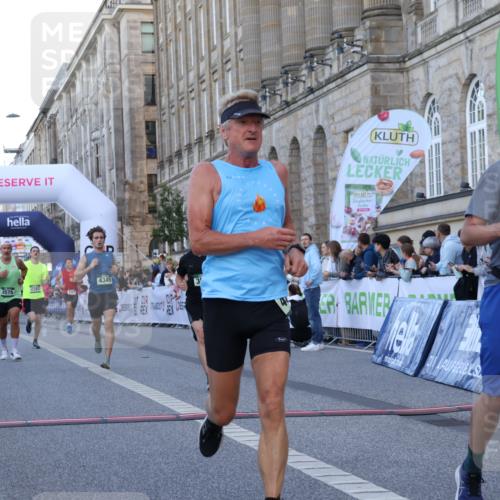 07.09.2025 - BARMER Alsterlauf Strokosch-Dieckow http://msf.ph/oto/8720814 07.09.2025 09:48:56 Ziel 2253, 2383, 2453, 2552, 3459, 3501, 3575, 4098, 4330, 4349, 4530, 4870, 4931 meine-sportfotos.de