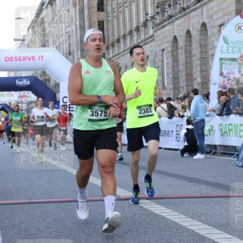 07.09.2025 - BARMER Alsterlauf Strokosch-Dieckow http://msf.ph/oto/8720824 07.09.2025 09:49:00 Ziel 2253, 2383, 2552, 2941, 3501, 3575, 3983, 4330, 4349, 4870, 4931, 6295, 8422 meine-sportfotos.de