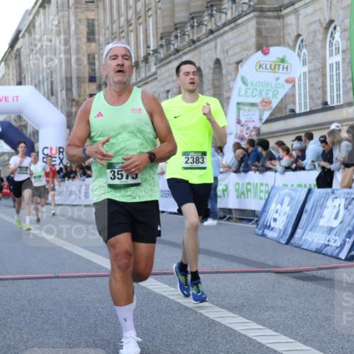 07.09.2025 - BARMER Alsterlauf Strokosch-Dieckow http://msf.ph/oto/8720826 07.09.2025 09:49:00 Ziel 2253, 2383, 2552, 2941, 3501, 3575, 3983, 4330, 4349, 4870, 4931, 6295, 8422 meine-sportfotos.de