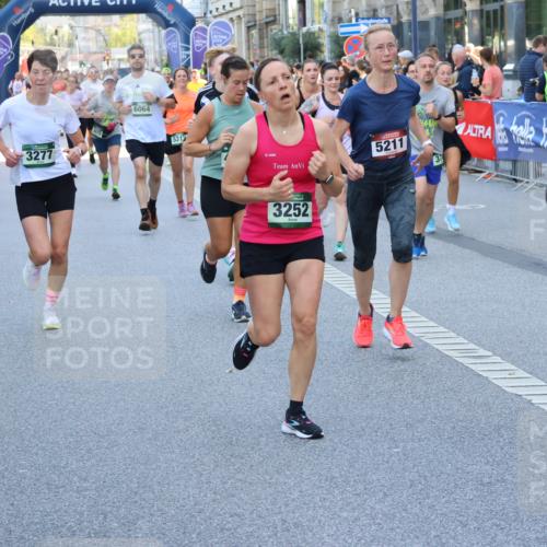 07.09.2025 - BARMER Alsterlauf Strokosch-Dieckow http://msf.ph/oto/8720838 07.09.2025 09:59:12 Ziel 2180, 2265, 2348, 2731, 2732, 2842, 3116, 3155, 3264, 3283, 3309, 3369, 3437, 3438, 3569, 3570, 3763, 4104, 4176, 4197, 4463, 4590, 4726, 4760, 4840, 4871, 4984, 5038, 5048, 5437, 5452, 5515, 5705, 5707, 6118, 6226, 6227, 6236, 8379, 8398 meine-sportfotos.de