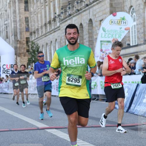 07.09.2025 - BARMER Alsterlauf Strokosch-Dieckow http://msf.ph/oto/8720840 07.09.2025 09:49:06 Ziel 2253, 2324, 2552, 2941, 2960, 3587, 3983, 4330, 4471, 4511, 5082, 5900, 6295, 8102, 8422 meine-sportfotos.de