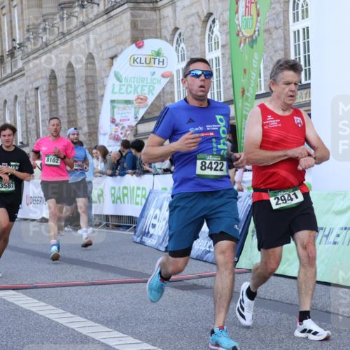 07.09.2025 - BARMER Alsterlauf Strokosch-Dieckow http://msf.ph/oto/8720846 07.09.2025 09:49:07 Ziel 2253, 2324, 2552, 2941, 2960, 3587, 3983, 4330, 4471, 4511, 5082, 5900, 6295, 8102, 8422 meine-sportfotos.de