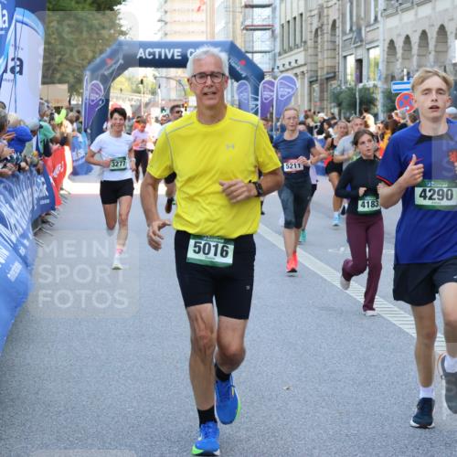 07.09.2025 - BARMER Alsterlauf Strokosch-Dieckow http://msf.ph/oto/8720863 07.09.2025 09:59:10 Ziel 2348, 2731, 2739, 2842, 3116, 3155, 3264, 3283, 3309, 3369, 3415, 3437, 3438, 3569, 3570, 3763, 4104, 4176, 4197, 4463, 4590, 4760, 4840, 4871, 4984, 5038, 5048, 5437, 5707, 6118, 6226, 6227, 8379, 8398, 8447 meine-sportfotos.de