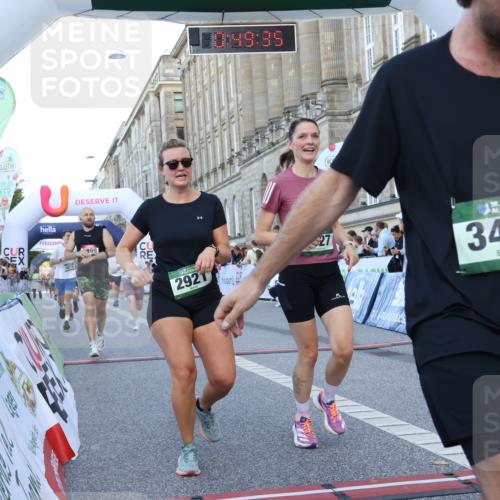 07.09.2025 - BARMER Alsterlauf Strokosch-Dieckow http://msf.ph/oto/8720916 07.09.2025 09:49:34 Ziel 2027, 2899, 2921, 3120, 3167, 3449, 3450, 3565, 3588, 3694, 4171, 4611, 4612, 4797, 5717, 6203, 6328, 8414 meine-sportfotos.de