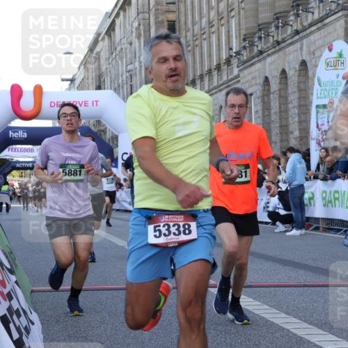 07.09.2025 - BARMER Alsterlauf Strokosch-Dieckow http://msf.ph/oto/8720932 07.09.2025 09:49:42 Ziel 2854, 2855, 3120, 3167, 3449, 3565, 3694, 4204, 4797, 5338, 5474, 5717, 5820, 5881, 5958, 6233, 6328, 8281 meine-sportfotos.de