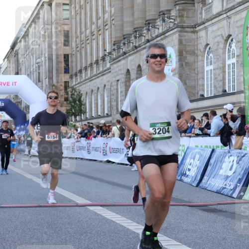 07.09.2025 - BARMER Alsterlauf Strokosch-Dieckow http://msf.ph/oto/8720948 07.09.2025 09:49:52 Ziel 3204, 4363, 5067, 5784, 5825, 6233, 8092, 8311, 8312, 8421, 8432 meine-sportfotos.de