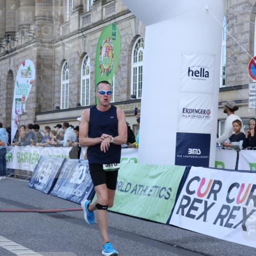 07.09.2025 - BARMER Alsterlauf Strokosch-Dieckow http://msf.ph/oto/8720959 07.09.2025 09:50:05 Ziel 2164, 2402, 2881, 4637, 5187, 5823, 5870 meine-sportfotos.de