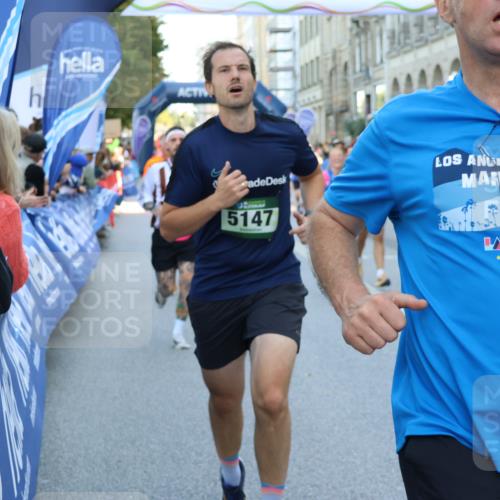 07.09.2025 - BARMER Alsterlauf Strokosch-Dieckow http://msf.ph/oto/8720978 07.09.2025 09:58:47 Ziel 2055, 2270, 2303, 2786, 2808, 2993, 3075, 3081, 3222, 3252, 3277, 3414, 3492, 3667, 3709, 3710, 3909, 4123, 4183, 4188, 4225, 4226, 4241, 4290, 4299, 4700, 4801, 4940, 5106, 5174, 5211, 5313, 5335, 5518, 5552, 5667, 5819, 5834, 5996, 6064, 6157, 6189, 6326 meine-sportfotos.de
