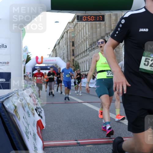 07.09.2025 - BARMER Alsterlauf Strokosch-Dieckow http://msf.ph/oto/8720983 07.09.2025 09:50:15 Ziel 1029, 2147, 2402, 2629, 2881, 2889, 2918, 3404, 3567, 3818, 4426, 4481, 4535, 4678, 4826, 5091, 5230, 5499, 6290, 8207 meine-sportfotos.de