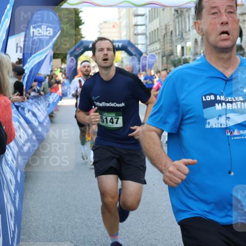 07.09.2025 - BARMER Alsterlauf Strokosch-Dieckow http://msf.ph/oto/8720984 07.09.2025 09:58:47 Ziel 2055, 2270, 2303, 2786, 2808, 2993, 3075, 3081, 3222, 3252, 3277, 3414, 3492, 3667, 3709, 3710, 3909, 4123, 4183, 4188, 4225, 4226, 4241, 4290, 4299, 4700, 4801, 4940, 5106, 5174, 5211, 5313, 5335, 5518, 5552, 5667, 5819, 5834, 5996, 6064, 6157, 6189, 6326 meine-sportfotos.de