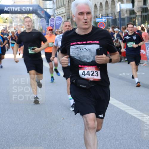 07.09.2025 - BARMER Alsterlauf Strokosch-Dieckow http://msf.ph/oto/8721002 07.09.2025 09:58:41 Ziel 2055, 2270, 2786, 2808, 2993, 3075, 3081, 3222, 3252, 3277, 3414, 3492, 3667, 3709, 3710, 4123, 4183, 4188, 4225, 4226, 4290, 4299, 4700, 4801, 4940, 5016, 5099, 5100, 5174, 5211, 5313, 5335, 5501, 5518, 5548, 5552, 5723, 5834, 5838, 6064, 6157, 8117 meine-sportfotos.de