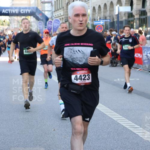07.09.2025 - BARMER Alsterlauf Strokosch-Dieckow http://msf.ph/oto/8721004 07.09.2025 09:58:41 Ziel 2055, 2270, 2786, 2808, 2993, 3075, 3081, 3222, 3252, 3277, 3414, 3492, 3667, 3709, 3710, 4123, 4183, 4188, 4225, 4226, 4290, 4299, 4700, 4801, 4940, 5016, 5099, 5100, 5174, 5211, 5313, 5335, 5501, 5518, 5548, 5552, 5723, 5834, 5838, 6064, 6157, 8117 meine-sportfotos.de