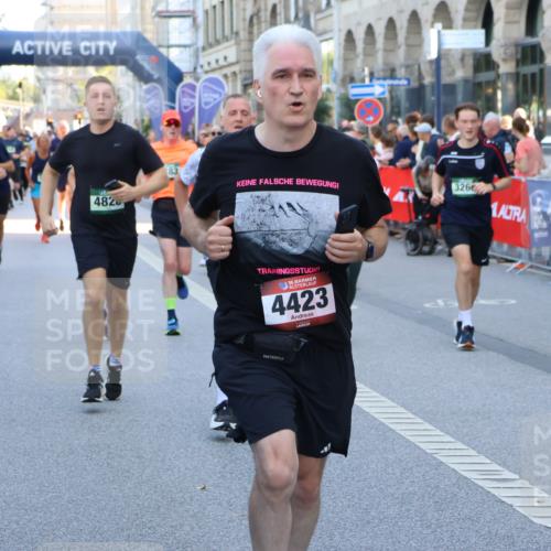 07.09.2025 - BARMER Alsterlauf Strokosch-Dieckow http://msf.ph/oto/8721007 07.09.2025 09:58:41 Ziel 2055, 2270, 2786, 2808, 2993, 3075, 3081, 3222, 3252, 3277, 3414, 3492, 3667, 3709, 3710, 4123, 4183, 4188, 4225, 4226, 4290, 4299, 4700, 4801, 4940, 5016, 5099, 5100, 5174, 5211, 5313, 5335, 5501, 5518, 5548, 5552, 5723, 5834, 5838, 6064, 6157, 8117 meine-sportfotos.de