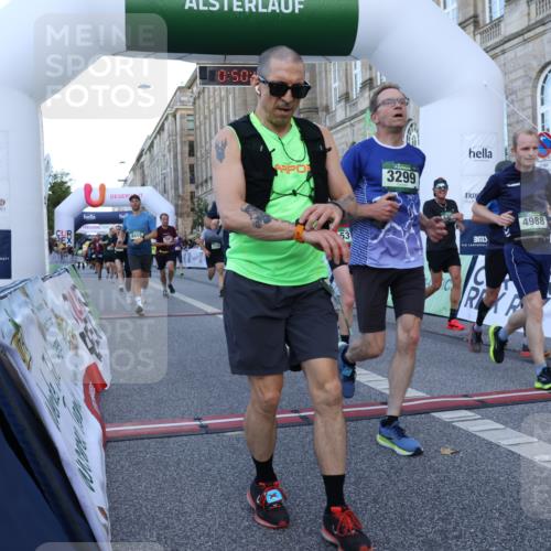 07.09.2025 - BARMER Alsterlauf Strokosch-Dieckow http://msf.ph/oto/8721028 07.09.2025 09:50:42 Ziel 2328, 2697, 2906, 2985, 3032, 3037, 3195, 3299, 3320, 4988, 5215, 5372, 5425, 5428, 5470, 5565, 5722, 5776, 5812, 6133, 6252, 8415 meine-sportfotos.de