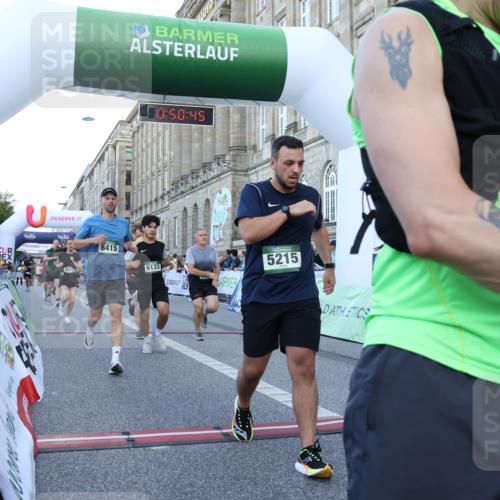 07.09.2025 - BARMER Alsterlauf Strokosch-Dieckow http://msf.ph/oto/8721030 07.09.2025 09:50:44 Ziel 2328, 2697, 2906, 2912, 2985, 3037, 3195, 3299, 3320, 3728, 3858, 3896, 4988, 5215, 5372, 5425, 5428, 5470, 5565, 5722, 5776, 5812, 6133, 6252, 8250, 8415 meine-sportfotos.de