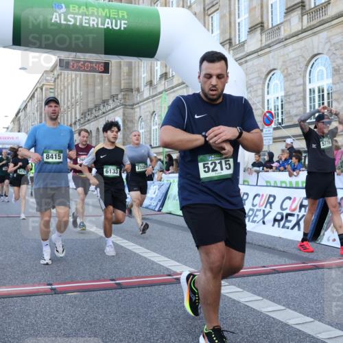 07.09.2025 - BARMER Alsterlauf Strokosch-Dieckow http://msf.ph/oto/8721031 07.09.2025 09:50:44 Ziel 2328, 2697, 2906, 2912, 2985, 3037, 3195, 3299, 3320, 3728, 3858, 3896, 4988, 5215, 5372, 5425, 5428, 5470, 5565, 5722, 5776, 5812, 6133, 6252, 8250, 8415 meine-sportfotos.de