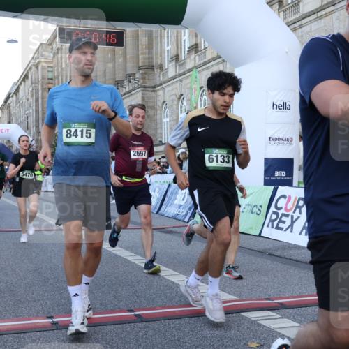 07.09.2025 - BARMER Alsterlauf Strokosch-Dieckow http://msf.ph/oto/8721033 07.09.2025 09:50:45 Ziel 2328, 2697, 2906, 2912, 2985, 3037, 3175, 3195, 3299, 3320, 3728, 3858, 3896, 4988, 5215, 5372, 5425, 5470, 5565, 5722, 5776, 5812, 6133, 6252, 8250, 8415 meine-sportfotos.de