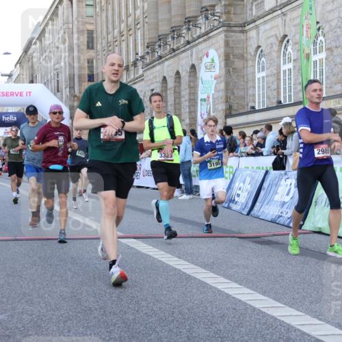 07.09.2025 - BARMER Alsterlauf Strokosch-Dieckow http://msf.ph/oto/8721038 07.09.2025 09:50:47 Ziel 2328, 2697, 2912, 2985, 3037, 3175, 3195, 3320, 3728, 3858, 3896, 5215, 5372, 5425, 5441, 5470, 5565, 5776, 5812, 6133, 6252, 8043, 8249, 8250, 8415 meine-sportfotos.de
