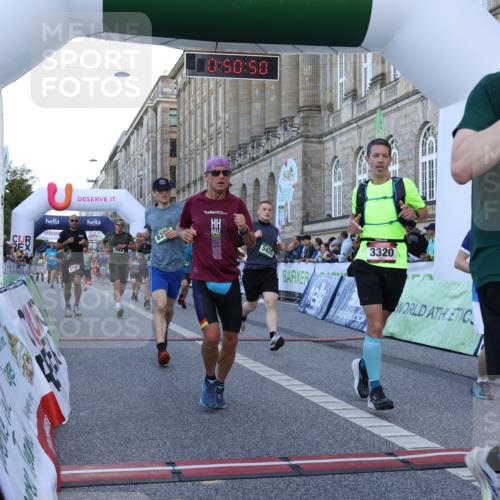 07.09.2025 - BARMER Alsterlauf Strokosch-Dieckow http://msf.ph/oto/8721043 07.09.2025 09:50:48 Ziel 2328, 2697, 2794, 2912, 2985, 3037, 3158, 3175, 3195, 3320, 3728, 3858, 3896, 5425, 5441, 5470, 5565, 5579, 6133, 6252, 8043, 8249, 8250, 8415 meine-sportfotos.de