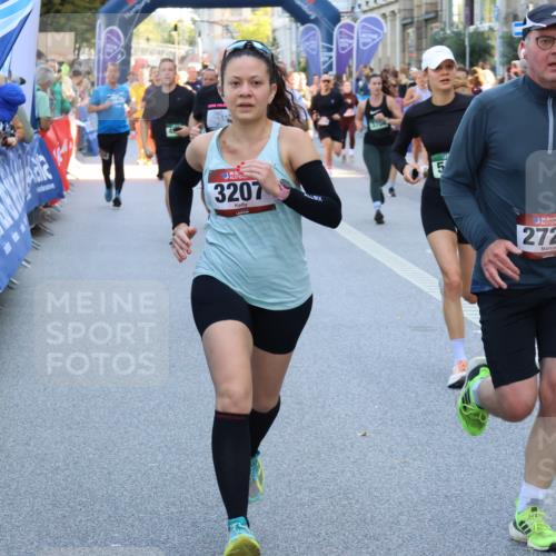 07.09.2025 - BARMER Alsterlauf Strokosch-Dieckow http://msf.ph/oto/8721051 07.09.2025 09:58:38 Ziel 2055, 2270, 2786, 2808, 3075, 3081, 3222, 3252, 3277, 3414, 3492, 3709, 3710, 4183, 4188, 4219, 4225, 4226, 4242, 4290, 4299, 4700, 4801, 4940, 5016, 5099, 5100, 5174, 5211, 5313, 5335, 5501, 5518, 5548, 5723, 5834, 5838, 5882, 6064, 6157, 8117, 8239 meine-sportfotos.de