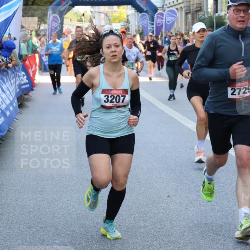 07.09.2025 - BARMER Alsterlauf Strokosch-Dieckow http://msf.ph/oto/8721058 07.09.2025 09:58:38 Ziel 2055, 2270, 2786, 2808, 3075, 3081, 3222, 3252, 3277, 3414, 3492, 3709, 3710, 4183, 4188, 4219, 4225, 4226, 4242, 4290, 4299, 4700, 4801, 4940, 5016, 5099, 5100, 5174, 5211, 5313, 5335, 5501, 5518, 5548, 5723, 5834, 5838, 5882, 6064, 6157, 8117, 8239 meine-sportfotos.de