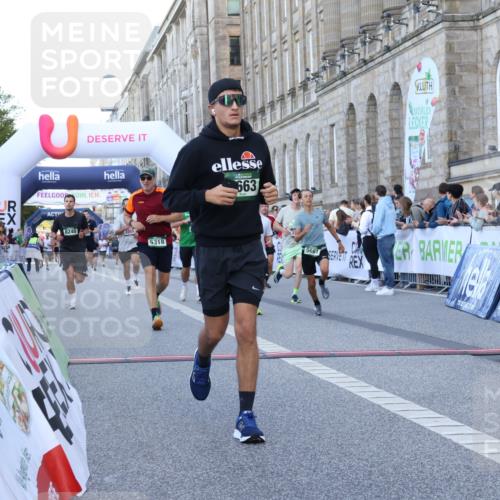 07.09.2025 - BARMER Alsterlauf Strokosch-Dieckow http://msf.ph/oto/8721074 07.09.2025 09:50:59 Ziel 2122, 2794, 3158, 3255, 3510, 3623, 4160, 4164, 4336, 4663, 5018, 5316, 5318, 5383, 5441, 5579, 5642, 5661, 6235, 8043, 8240 meine-sportfotos.de