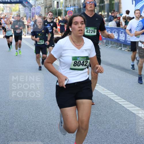 07.09.2025 - BARMER Alsterlauf Strokosch-Dieckow http://msf.ph/oto/8721097 07.09.2025 09:58:34 Ziel 2055, 2297, 2786, 2808, 2867, 3081, 3252, 3277, 3394, 3631, 3666, 3709, 3710, 4183, 4188, 4219, 4227, 4242, 4290, 4299, 4801, 4940, 4972, 5016, 5099, 5100, 5174, 5211, 5313, 5335, 5501, 5518, 5548, 5723, 5834, 5838, 5882, 6160, 6161, 8117, 8239 meine-sportfotos.de