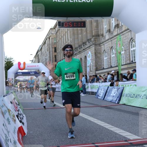 07.09.2025 - BARMER Alsterlauf Strokosch-Dieckow http://msf.ph/oto/8721101 07.09.2025 09:51:09 Ziel 2478, 2897, 2922, 3147, 3148, 3255, 3314, 3411, 3443, 3518, 3525, 3623, 3749, 4499, 5316, 5383, 6107, 8105 meine-sportfotos.de