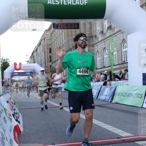 07.09.2025 - BARMER Alsterlauf Strokosch-Dieckow http://msf.ph/oto/8721102 07.09.2025 09:51:09 Ziel 2478, 2897, 2922, 3147, 3148, 3255, 3314, 3411, 3443, 3518, 3525, 3623, 3749, 4499, 5316, 5383, 6107, 8105 meine-sportfotos.de