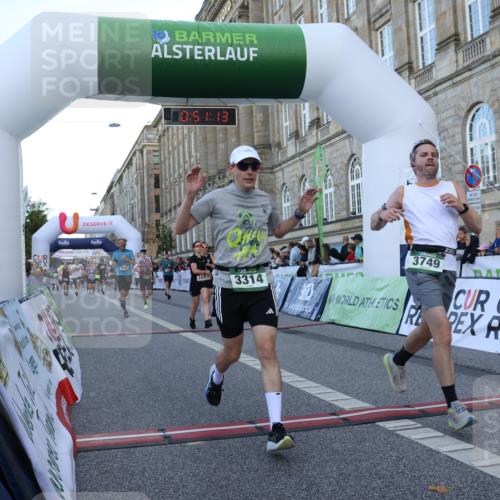 07.09.2025 - BARMER Alsterlauf Strokosch-Dieckow http://msf.ph/oto/8721108 07.09.2025 09:51:11 Ziel 2478, 2897, 2922, 3147, 3148, 3314, 3411, 3443, 3518, 3525, 3623, 3749, 4499, 4573, 6107, 8105 meine-sportfotos.de