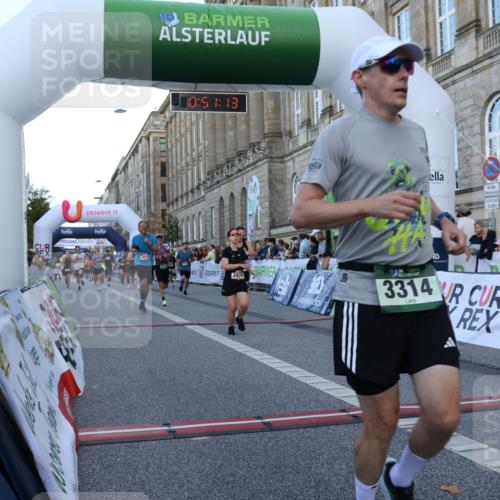 07.09.2025 - BARMER Alsterlauf Strokosch-Dieckow http://msf.ph/oto/8721110 07.09.2025 09:51:12 Ziel 2478, 2683, 2897, 2922, 3147, 3148, 3314, 3411, 3443, 3518, 3525, 3749, 4499, 4573, 4835, 6107, 6162, 6176, 8105 meine-sportfotos.de