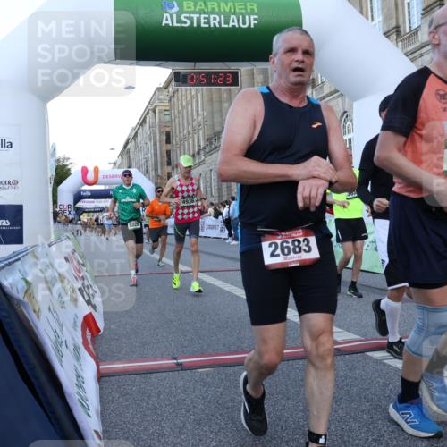 07.09.2025 - BARMER Alsterlauf Strokosch-Dieckow http://msf.ph/oto/8721140 07.09.2025 09:51:21 Ziel 2162, 2203, 2683, 2900, 3443, 3476, 3835, 4573, 4835, 4936, 5028, 5899, 6162, 6176, 8105, 8174 meine-sportfotos.de