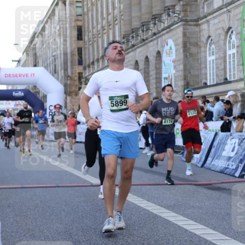 07.09.2025 - BARMER Alsterlauf Strokosch-Dieckow http://msf.ph/oto/8721149 07.09.2025 09:51:27 Ziel 2162, 2203, 2322, 2609, 2836, 2900, 3059, 3447, 3476, 3812, 4300, 4992, 5028, 5426, 5455, 5772, 5899, 8174, 8318 meine-sportfotos.de