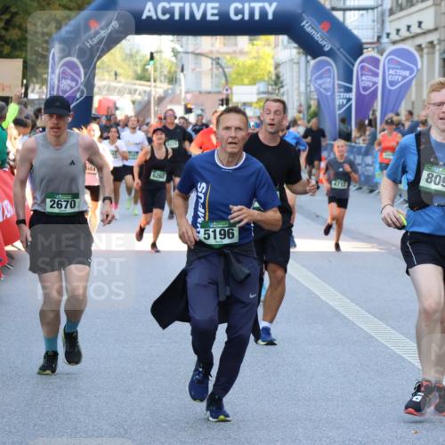 07.09.2025 - BARMER Alsterlauf Strokosch-Dieckow http://msf.ph/oto/8721155 07.09.2025 09:58:20 Ziel 2210, 2297, 2375, 2483, 2640, 2762, 2803, 2867, 2988, 3040, 3050, 3207, 3266, 3394, 3479, 3482, 3593, 3631, 3666, 3704, 4119, 4135, 4219, 4227, 4242, 4558, 4559, 4698, 4828, 4872, 4972, 5147, 5498, 5793, 5882, 5955, 5981, 6001, 6160, 6161, 6340, 8239, 8334, 8387, 8388 meine-sportfotos.de