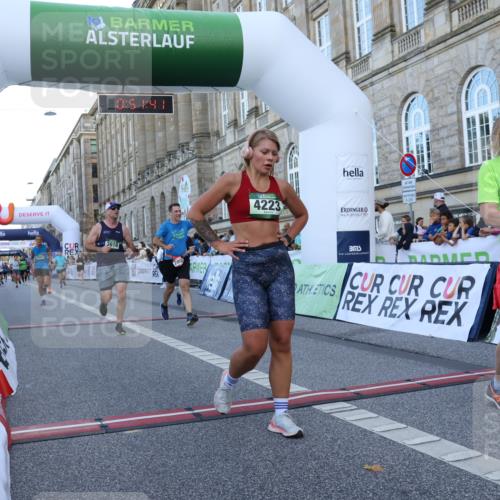 07.09.2025 - BARMER Alsterlauf Strokosch-Dieckow http://msf.ph/oto/8721178 07.09.2025 09:51:40 Ziel 2416, 2802, 3538, 3546, 3618, 4161, 4162, 4223, 4619, 4895, 5051, 5358, 5858, 5905 meine-sportfotos.de