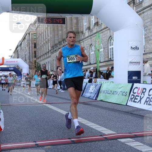 07.09.2025 - BARMER Alsterlauf Strokosch-Dieckow http://msf.ph/oto/8721186 07.09.2025 09:51:43 Ziel 2025, 2416, 2778, 2802, 3538, 3546, 3618, 4162, 4619, 4944, 5051, 5715, 5858, 5905, 5921 meine-sportfotos.de