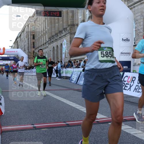 07.09.2025 - BARMER Alsterlauf Strokosch-Dieckow http://msf.ph/oto/8721197 07.09.2025 09:51:48 Ziel 2025, 2416, 2778, 3538, 3546, 4173, 4944, 5179, 5710, 5715, 5858, 5905, 5921, 8200 meine-sportfotos.de