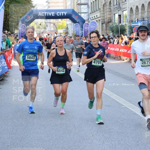 07.09.2025 - BARMER Alsterlauf Strokosch-Dieckow http://msf.ph/oto/8721215 07.09.2025 09:58:11 Ziel 2210, 2375, 2483, 2640, 2729, 2730, 2740, 2803, 3040, 3207, 3266, 3479, 3704, 3813, 4006, 4119, 4135, 4229, 4283, 4423, 4558, 4559, 4828, 4872, 4900, 5147, 5567, 5685, 5793, 5929, 5930, 5981, 6001, 6340, 8042, 8334, 8387, 8388, 8439 meine-sportfotos.de