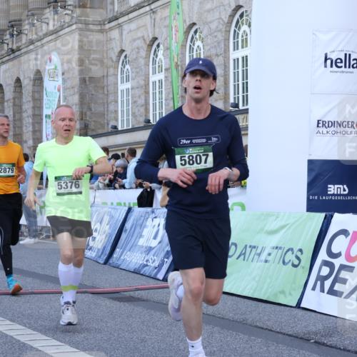 07.09.2025 - BARMER Alsterlauf Strokosch-Dieckow http://msf.ph/oto/8721228 07.09.2025 09:52:01 Ziel 2451, 2681, 2879, 3247, 4157, 5063, 5125, 5234, 5376, 5807, 5884, 5886, 8075, 8292, 8477 meine-sportfotos.de