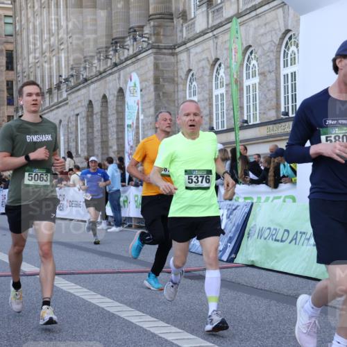 07.09.2025 - BARMER Alsterlauf Strokosch-Dieckow http://msf.ph/oto/8721229 07.09.2025 09:52:02 Ziel 2165, 2242, 2451, 2681, 2879, 3247, 4157, 5063, 5125, 5234, 5376, 5807, 5884, 5886, 8075, 8292, 8477 meine-sportfotos.de