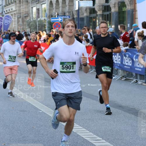 07.09.2025 - BARMER Alsterlauf Strokosch-Dieckow http://msf.ph/oto/8721233 07.09.2025 09:58:08 Ziel 2375, 2483, 2729, 2730, 2740, 2803, 2984, 3207, 3266, 3347, 3479, 3704, 3813, 4006, 4229, 4283, 4423, 4558, 4559, 4712, 4828, 4872, 4873, 4900, 5147, 5567, 5685, 5793, 5929, 5930, 5981, 6001, 8042, 8334, 8387, 8388, 8439 meine-sportfotos.de