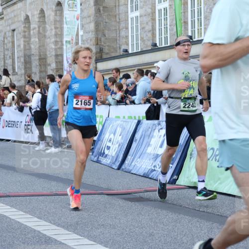 07.09.2025 - BARMER Alsterlauf Strokosch-Dieckow http://msf.ph/oto/8721246 07.09.2025 09:52:09 Ziel 2165, 2242, 2451, 2681, 2823, 3099, 3556, 3750, 4420, 4795, 4979, 5326, 5643, 5884, 5886, 5940, 5969, 6254 meine-sportfotos.de