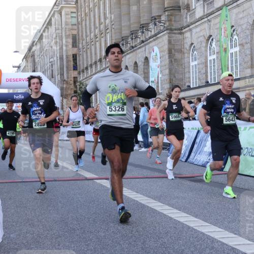 07.09.2025 - BARMER Alsterlauf Strokosch-Dieckow http://msf.ph/oto/8721254 07.09.2025 09:52:11 Ziel 2165, 2242, 2451, 2823, 3099, 3363, 3556, 3601, 3750, 4420, 4795, 4979, 5326, 5643, 5853, 5884, 5886, 5940, 5969, 6254 meine-sportfotos.de