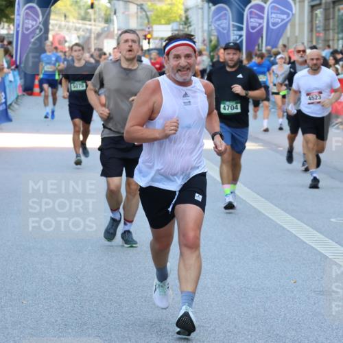 07.09.2025 - BARMER Alsterlauf Strokosch-Dieckow http://msf.ph/oto/8721261 07.09.2025 09:57:58 Ziel 2257, 2670, 2729, 2730, 2740, 2984, 3347, 3813, 4006, 4012, 4229, 4283, 4618, 4712, 4723, 4752, 4843, 4873, 4900, 5196, 5260, 5384, 5567, 5685, 5690, 5929, 5930, 6014, 6023, 6074, 8042, 8052, 8091, 8439 meine-sportfotos.de