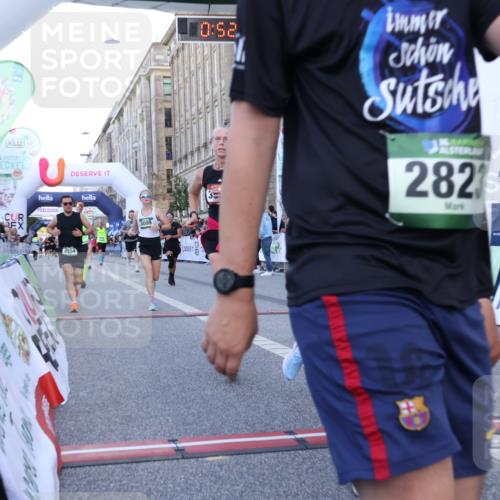 07.09.2025 - BARMER Alsterlauf Strokosch-Dieckow http://msf.ph/oto/8721263 07.09.2025 09:52:14 Ziel 2165, 2174, 2242, 2776, 2823, 3071, 3099, 3363, 3556, 3601, 3750, 3981, 4420, 4613, 4795, 4979, 5326, 5643, 5853, 5940, 5969, 6254 meine-sportfotos.de