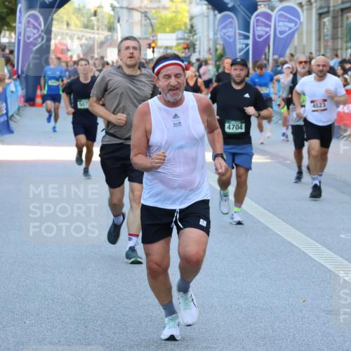 07.09.2025 - BARMER Alsterlauf Strokosch-Dieckow http://msf.ph/oto/8721267 07.09.2025 09:57:58 Ziel 2257, 2670, 2729, 2730, 2740, 2984, 3347, 3813, 4006, 4012, 4229, 4283, 4618, 4712, 4723, 4752, 4843, 4873, 4900, 5196, 5260, 5384, 5567, 5685, 5690, 5929, 5930, 6014, 6023, 6074, 8042, 8052, 8091, 8439 meine-sportfotos.de