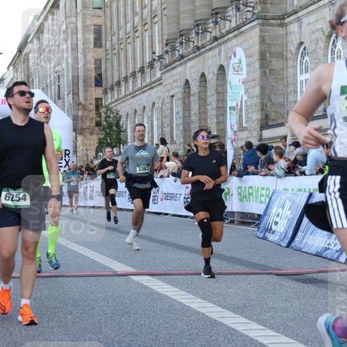 07.09.2025 - BARMER Alsterlauf Strokosch-Dieckow http://msf.ph/oto/8721271 07.09.2025 09:52:16 Ziel 2174, 2545, 2776, 2823, 3071, 3099, 3363, 3556, 3601, 3750, 3981, 4420, 4613, 4795, 4979, 5643, 5853, 5940, 5969, 6142, 6254 meine-sportfotos.de
