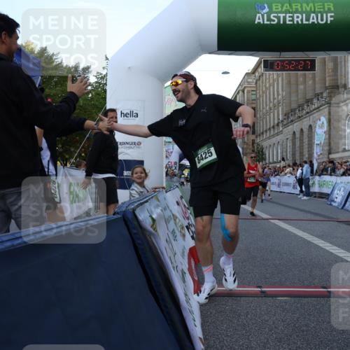 07.09.2025 - BARMER Alsterlauf Strokosch-Dieckow http://msf.ph/oto/8721300 07.09.2025 09:52:26 Ziel 2174, 2398, 2545, 2549, 3029, 3068, 3069, 3071, 3823, 4271, 4453, 4514, 4746, 5311, 5420, 5575, 5619, 5648, 6142, 8305, 8425 meine-sportfotos.de